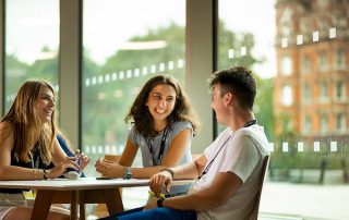 Img-RoyalHollwayFootball-10